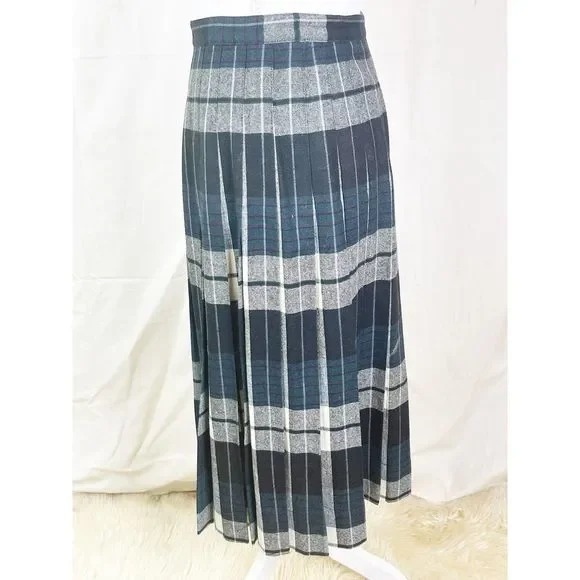 1960's Century Of Boston Tartan Plaid Below the Knee Pleated Wool Skirt - Picture 3 of 6